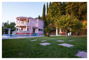 Private Villa's in NW Corfu with Pool